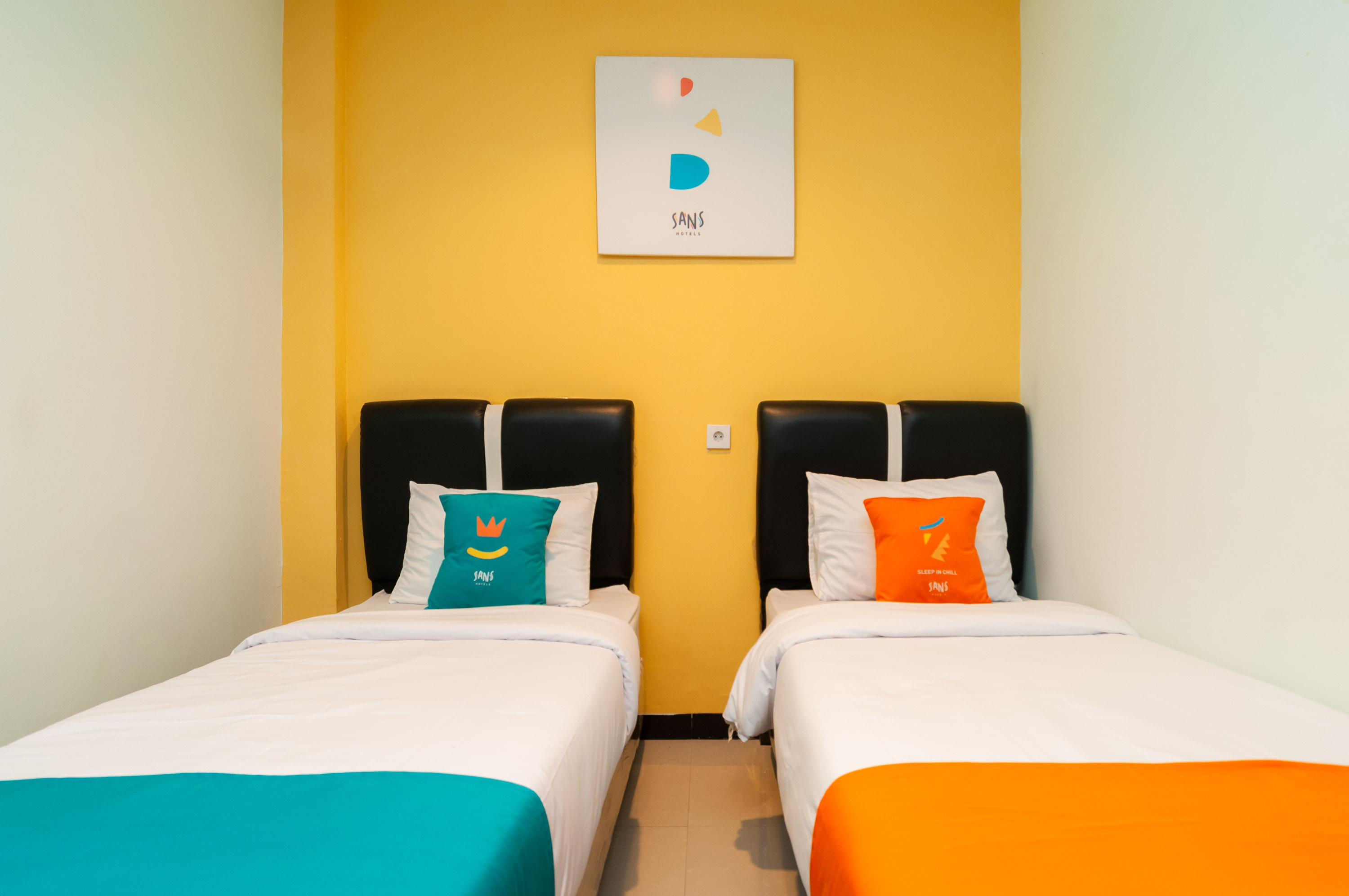 Sans Hotel Finest Medan Room Type - Twin Room