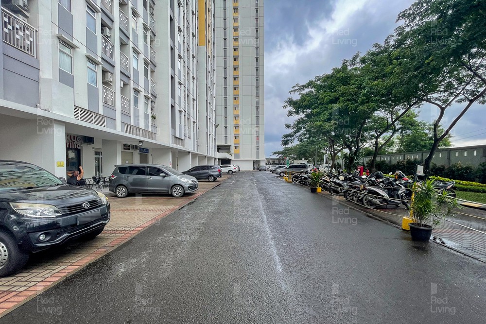RedLiving Apartemen Springlake Summarecon - Kamarku Tower Azolla, Bekasi