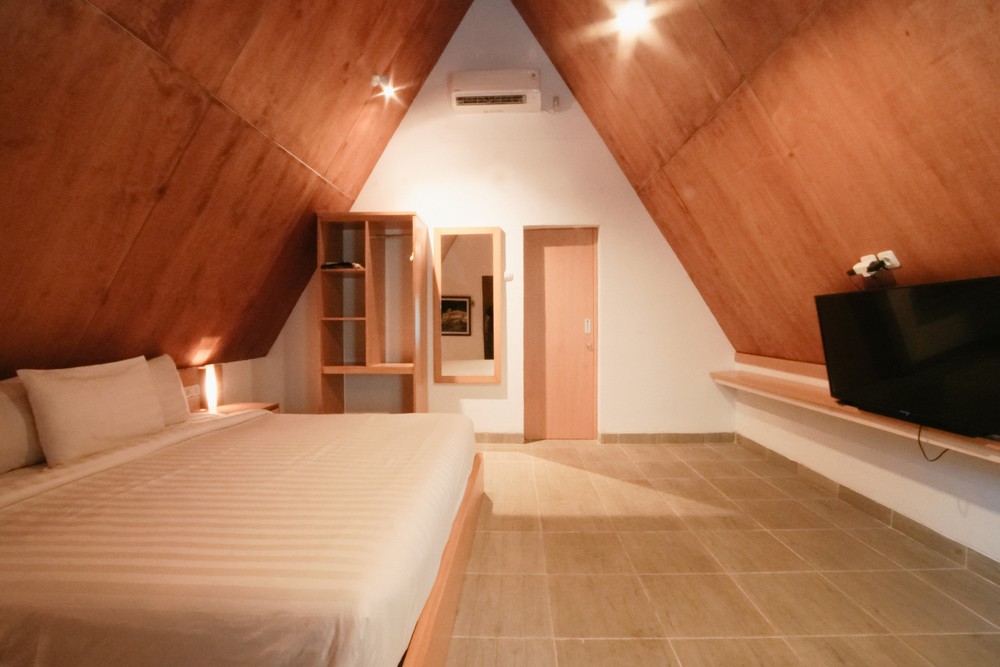 Asram Edupark Room Type - Deluxe Double Room
