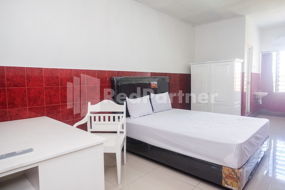 Kostel Satu Semarang RedPartner Room Type - Standard Room