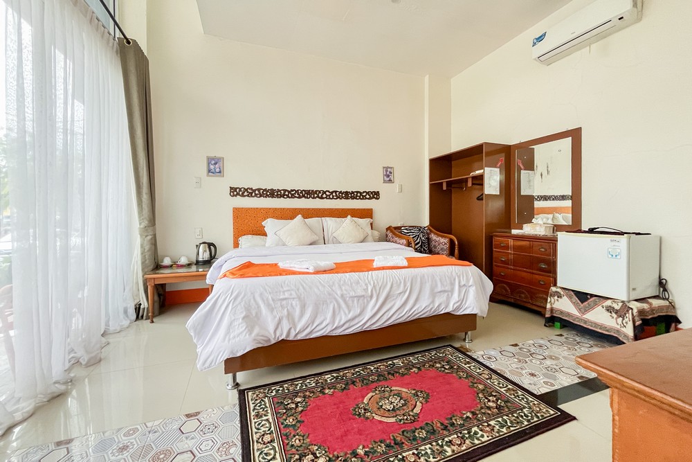 Urbanview Poma Hotel Room Type - Suite Room