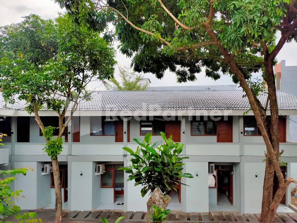 Saijaan Guesthouse UNEJ RedPartner - Tap to explore photos