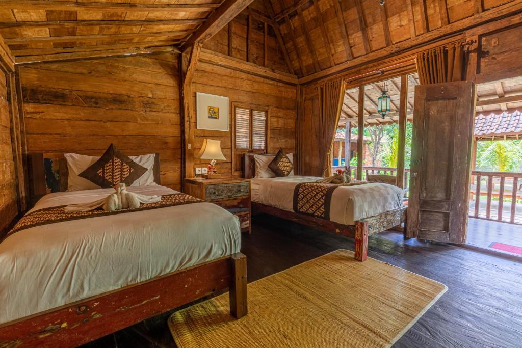 Jukung Cottage Room Type - Deluxe Wooden Bungalow Twin