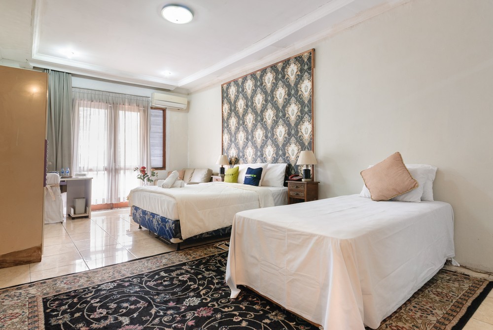 Urbanview de Dharmawangsa Suite Hotel Room Type - Suite