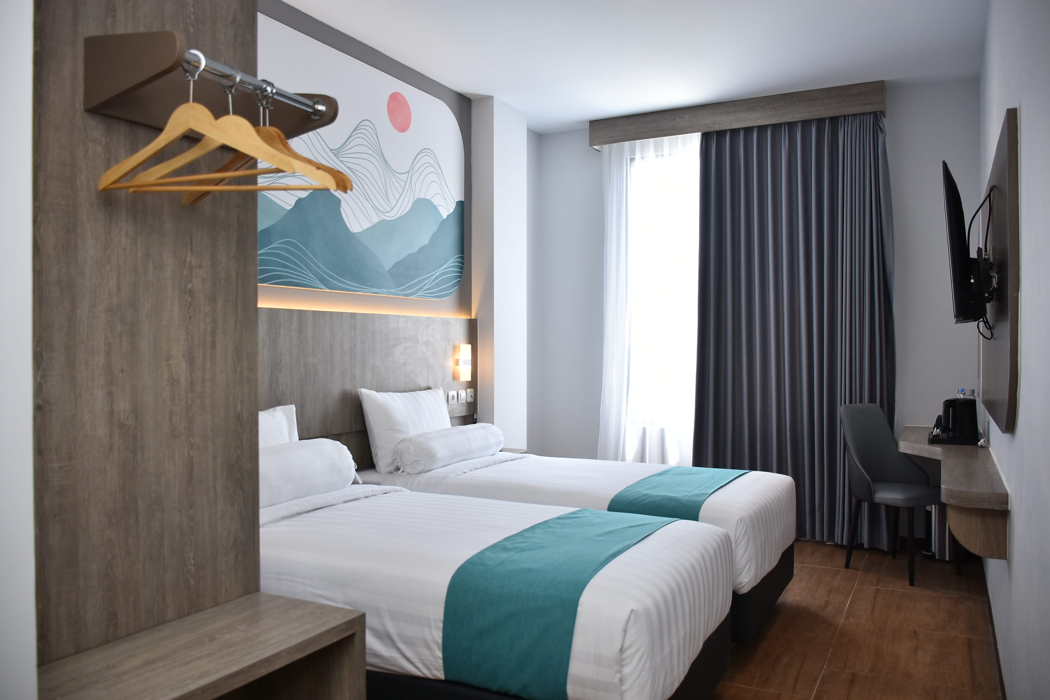 Front One Luxe Hotel Solo Room Type - Superior Twin Room