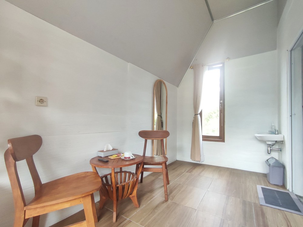 Kayon Lawu RedPartner Room Type - Suite Room