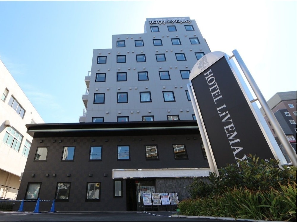 Livemax Tokyo Shiomi Ekimae