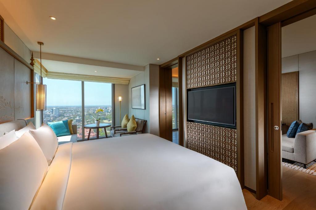 Pan Pacific Yangon Room Type - Premier Suite