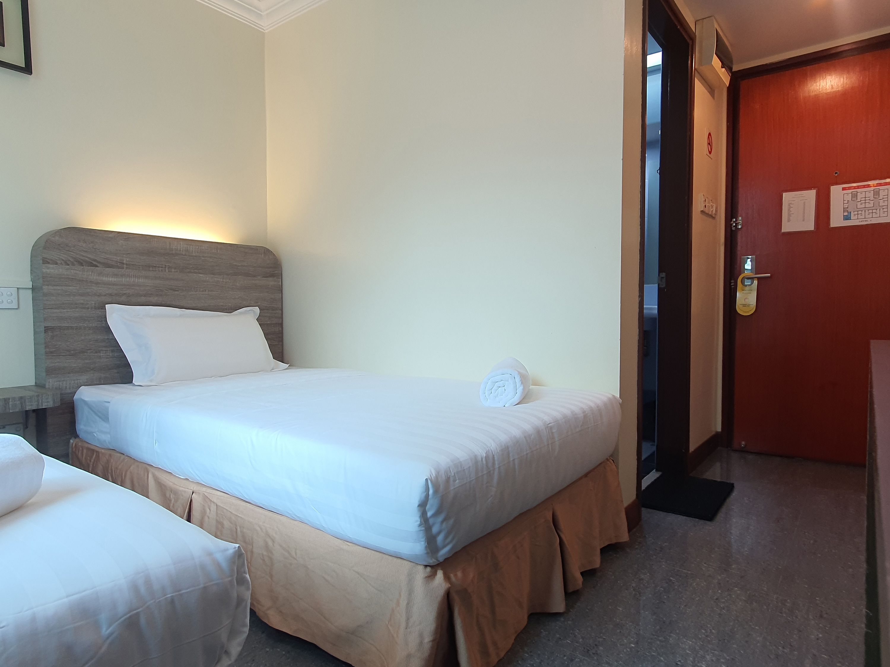 Capital O 90939 Sandakan Central Hotel - Tap to explore photos