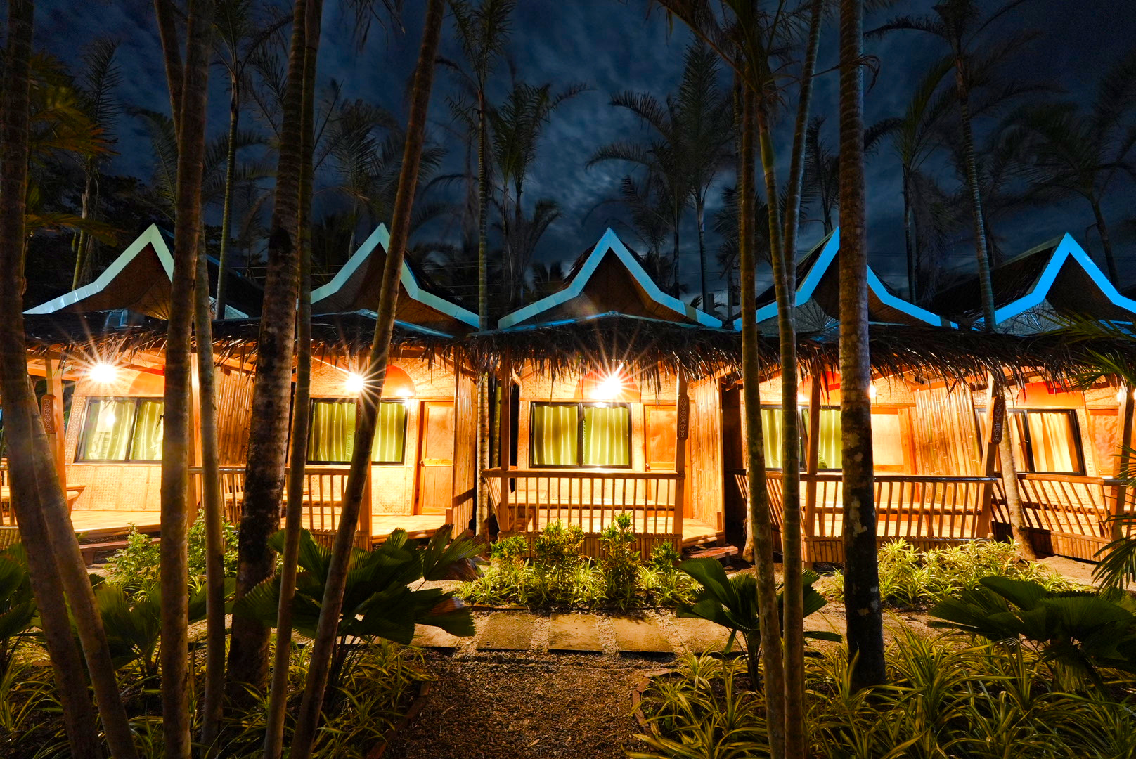 Carabao Island Beach Camp Room Type - Family Room with Sea View