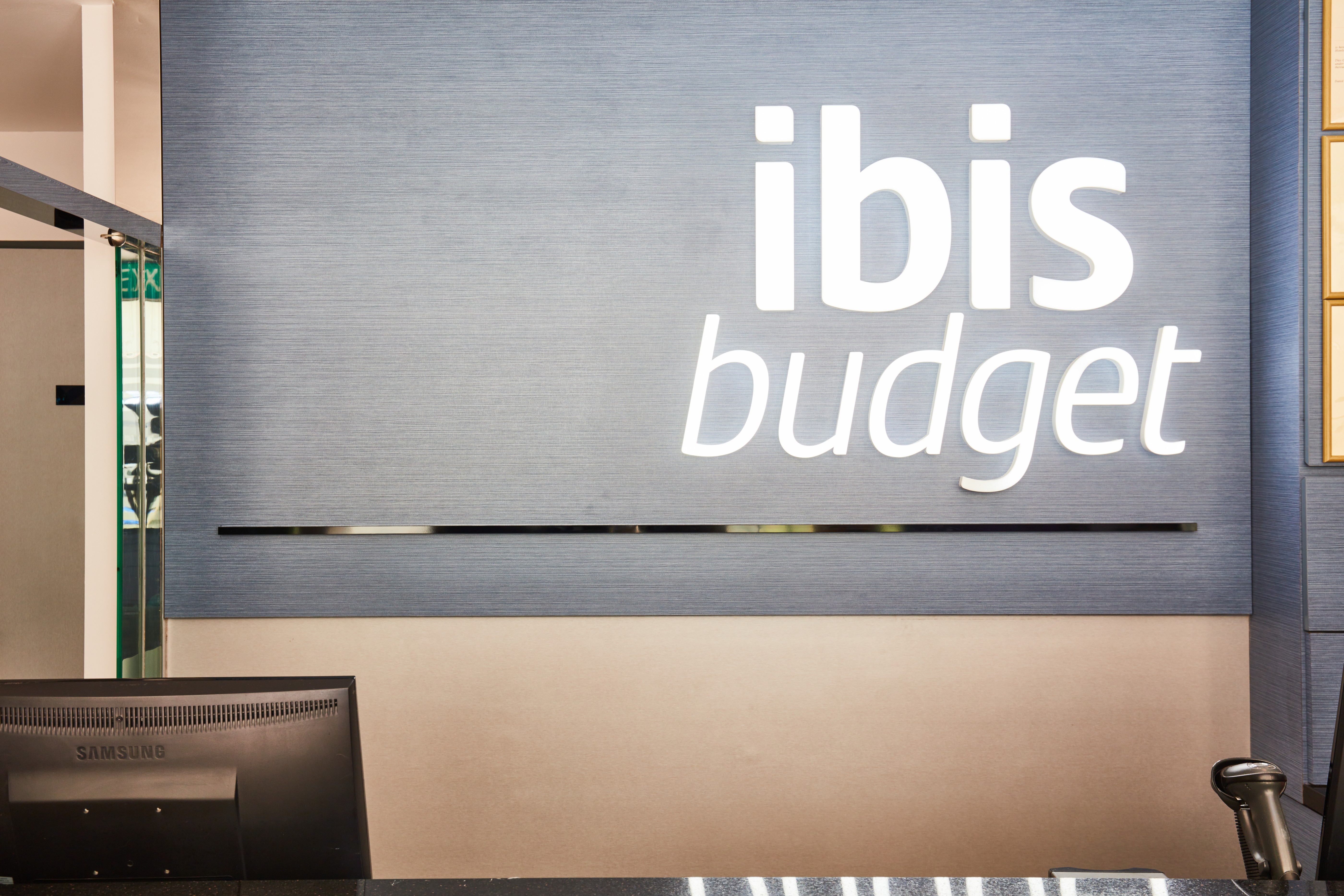 ibis budget Singapore Sapphire