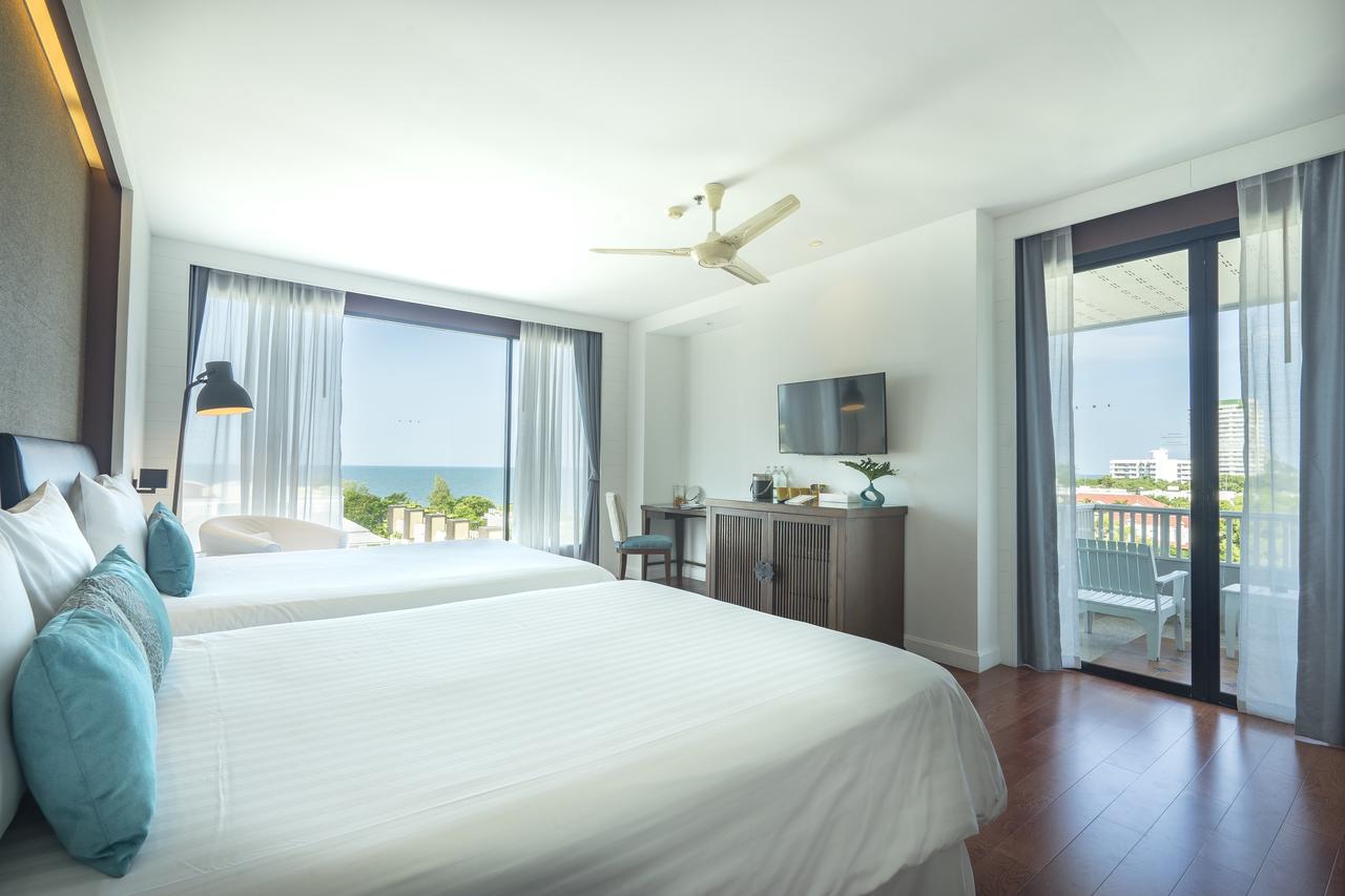 Loligo Resort Hua Hin + A Fresh Twist by Let's Sea