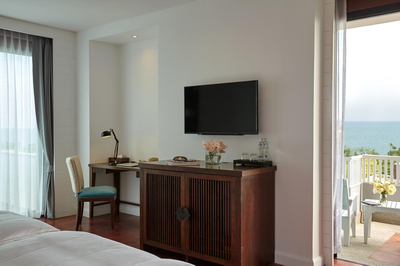 Loligo Resort Hua Hin + A Fresh Twist by Let's Sea