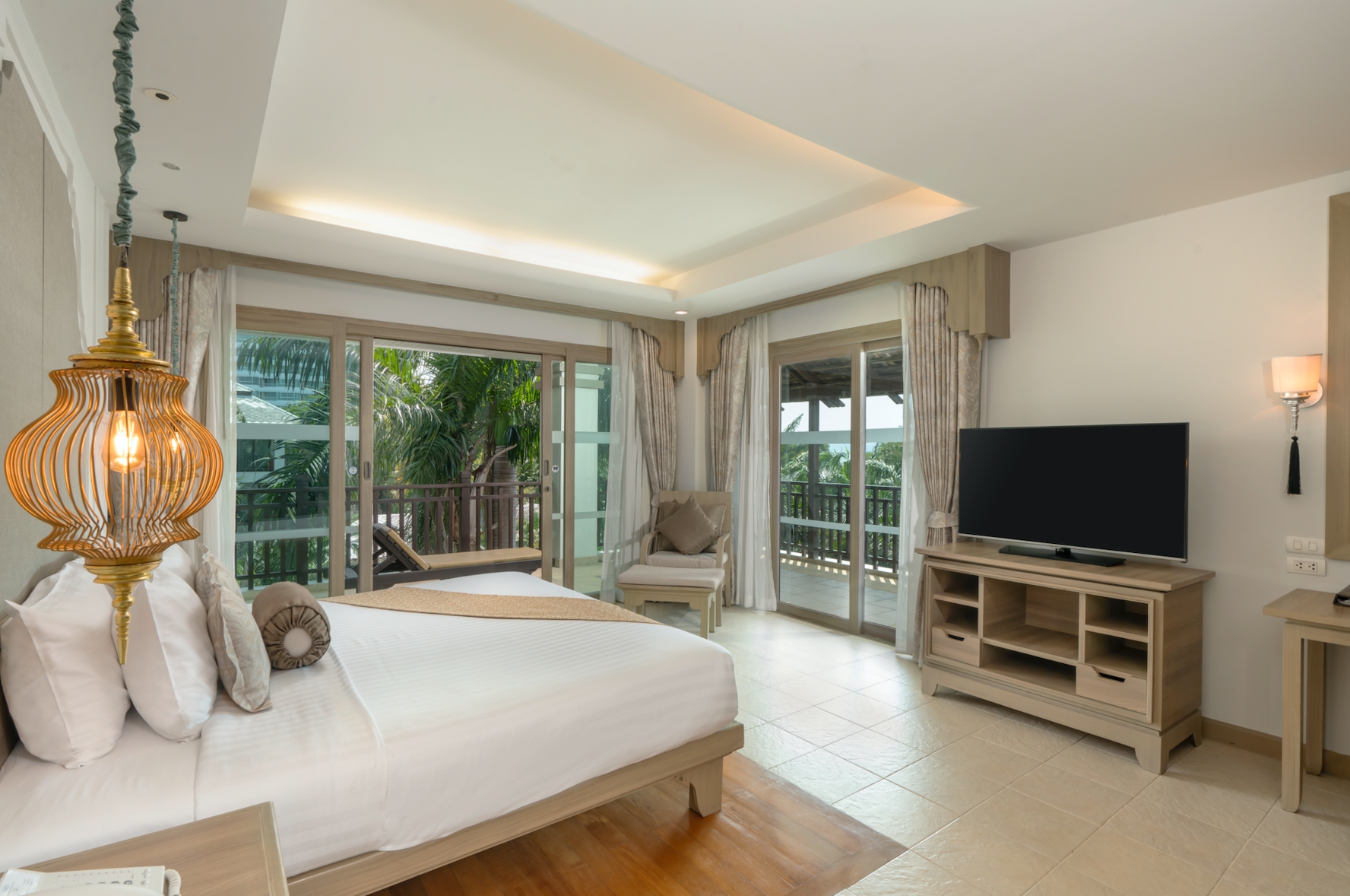 Ravindra Beach Resort & Spa Room Type - Family Suite 2 Bedrooms Ravindra Beach Resort & Spa Room Type - Family Suite 2 Bedrooms