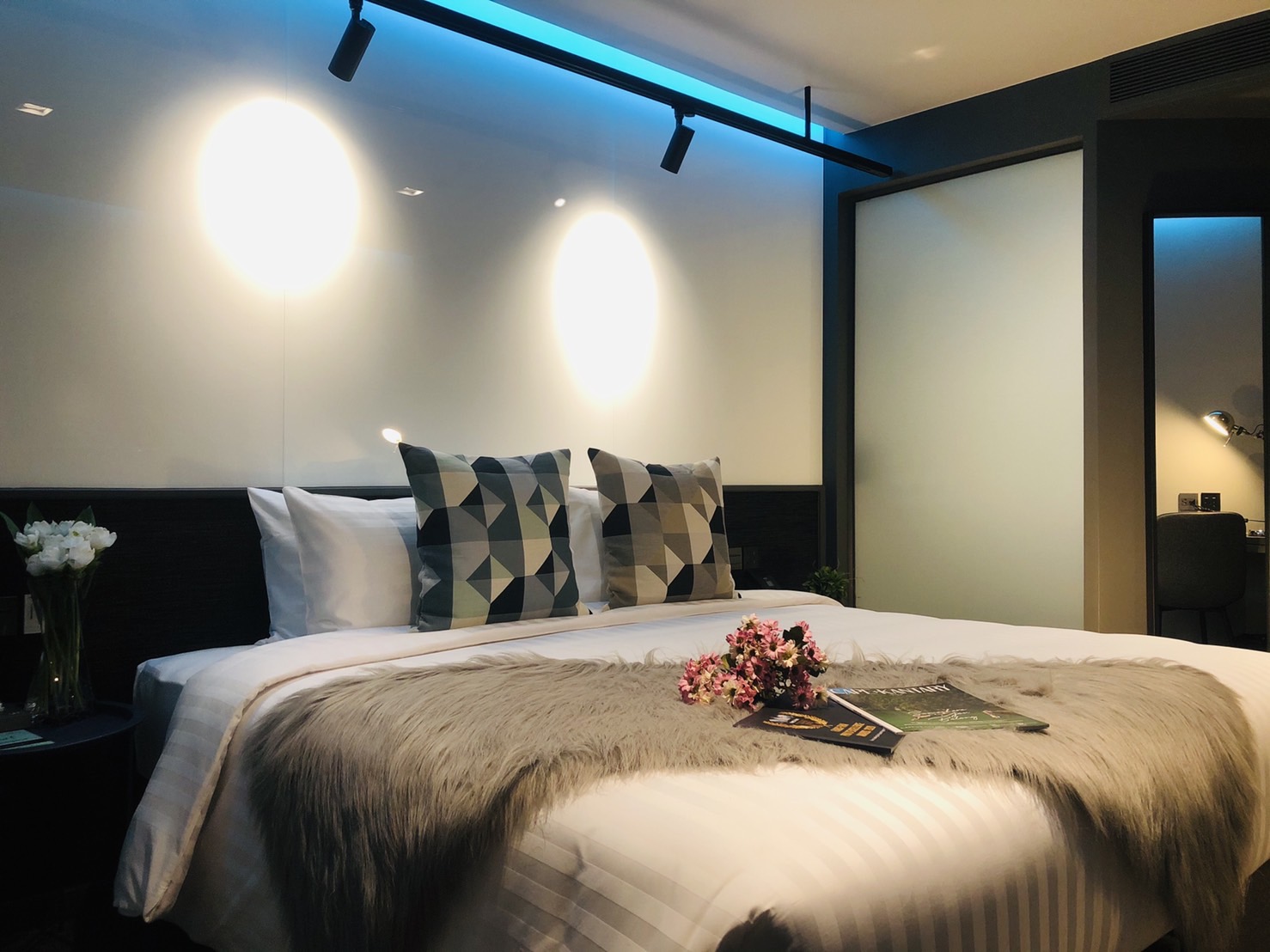 The Quarter Silom By UHG Room Type - Superior Room with Balcony