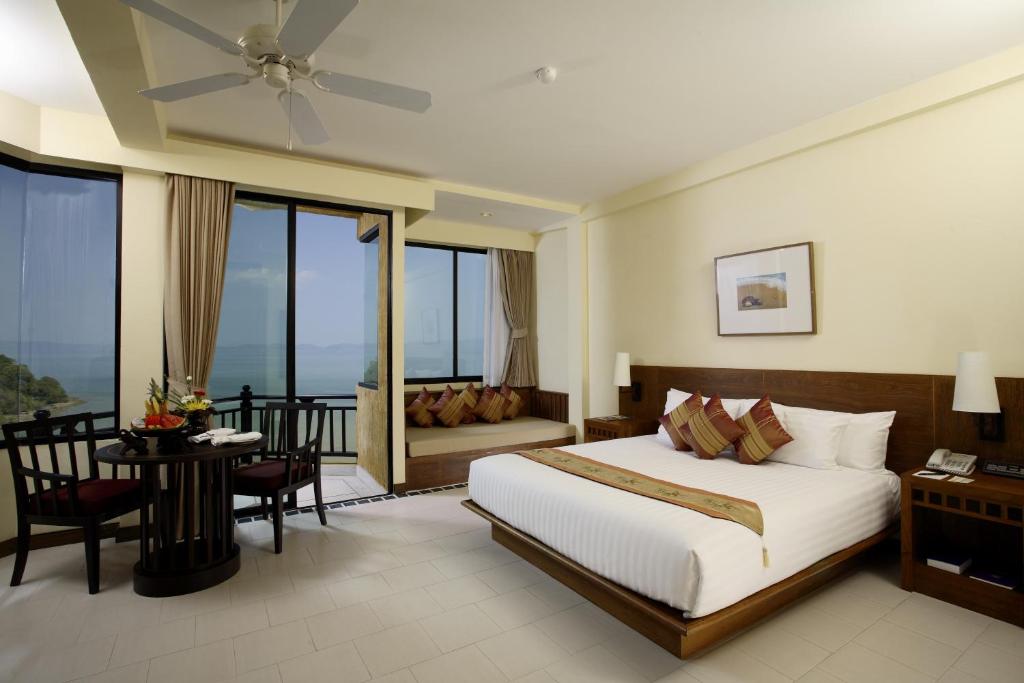 Supalai Scenic Bay Resort and Spa Room Type - Grand Deluxe Double room with Sea View Supalai Scenic Bay Resort and Spa Room Type - Grand Deluxe Double room with Sea View