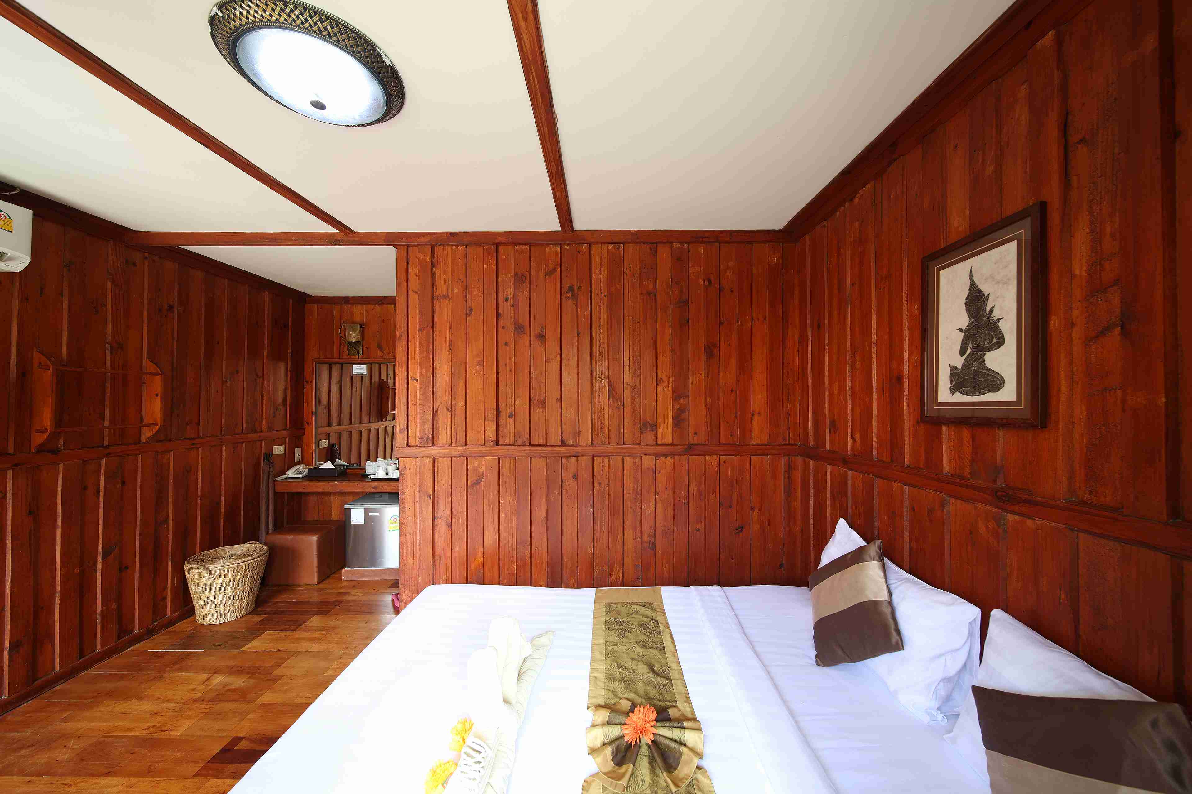 Bundhaya Resort - Tap to explore photos