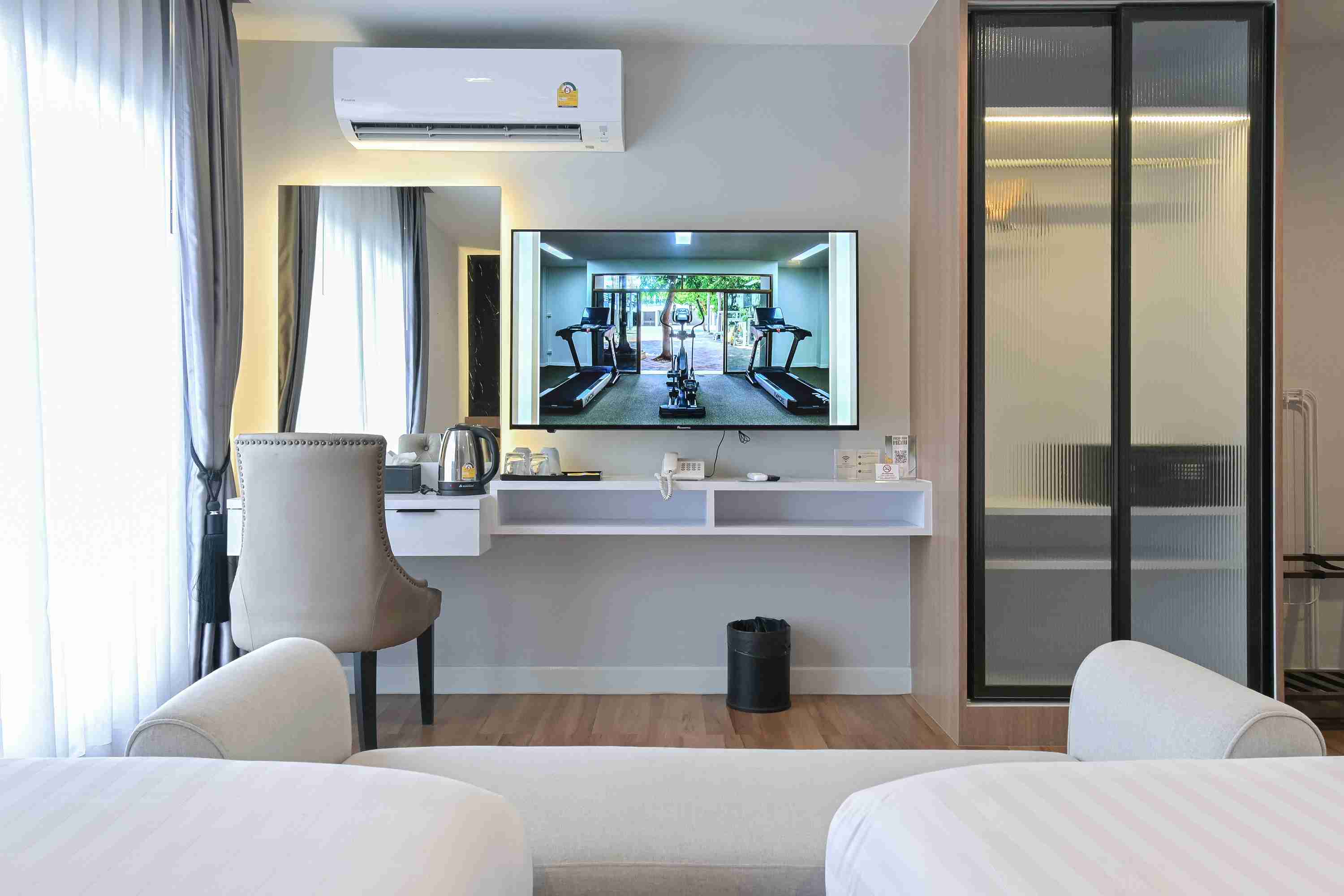 Shewin de Bangkok Room Type - SUPERIOR ROOM