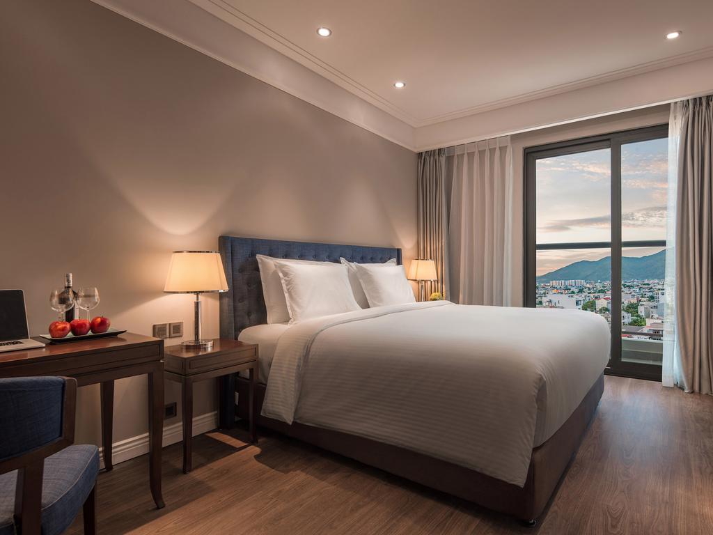 Altara Suites Da Nang By AHG