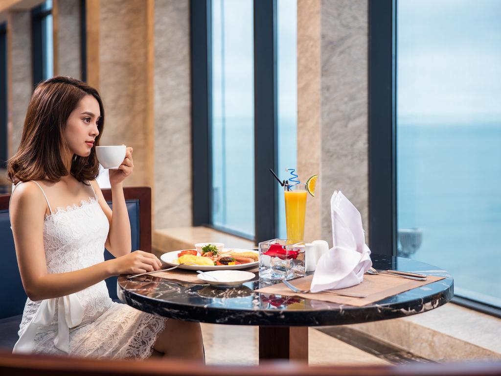 Altara Suites Da Nang By AHG