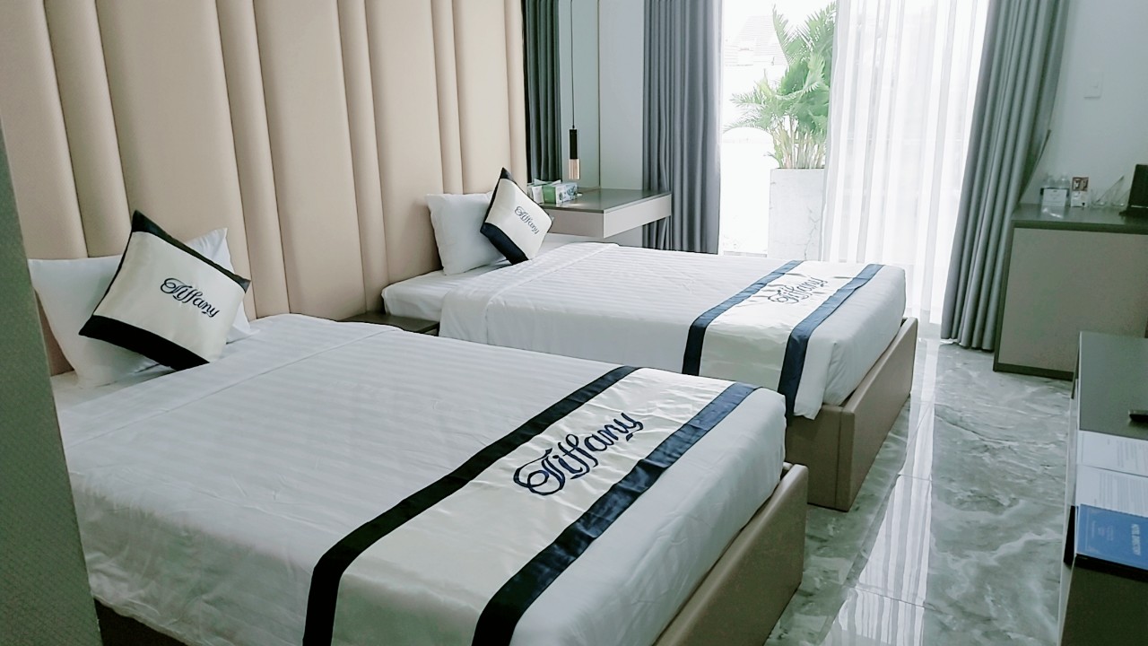 Tiffany Hotel & Restaurant