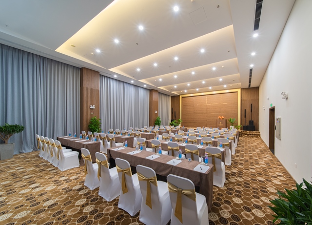 Grand Tourane Nha Trang Hotel