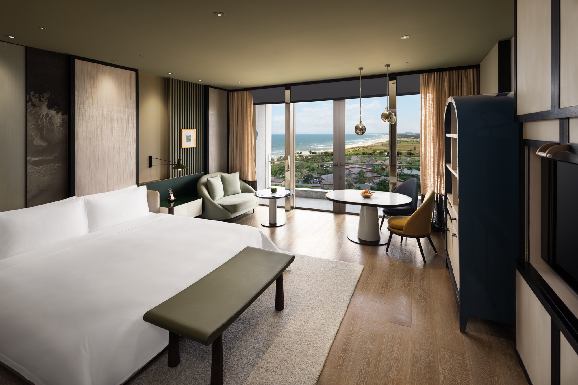 PREMIER OCEAN VIEW KING