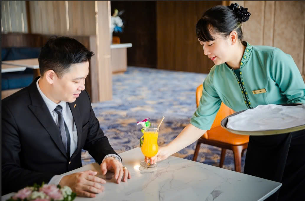 Muong Thanh Luxury Ha Long Centre Hotel