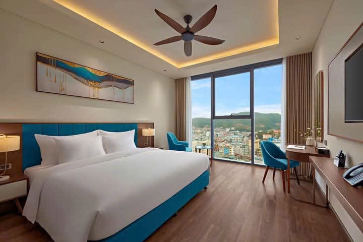 The Watson Premium Halong Hotel