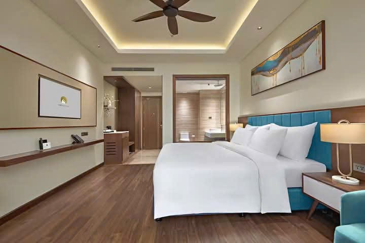 The Watson Premium Halong Hotel