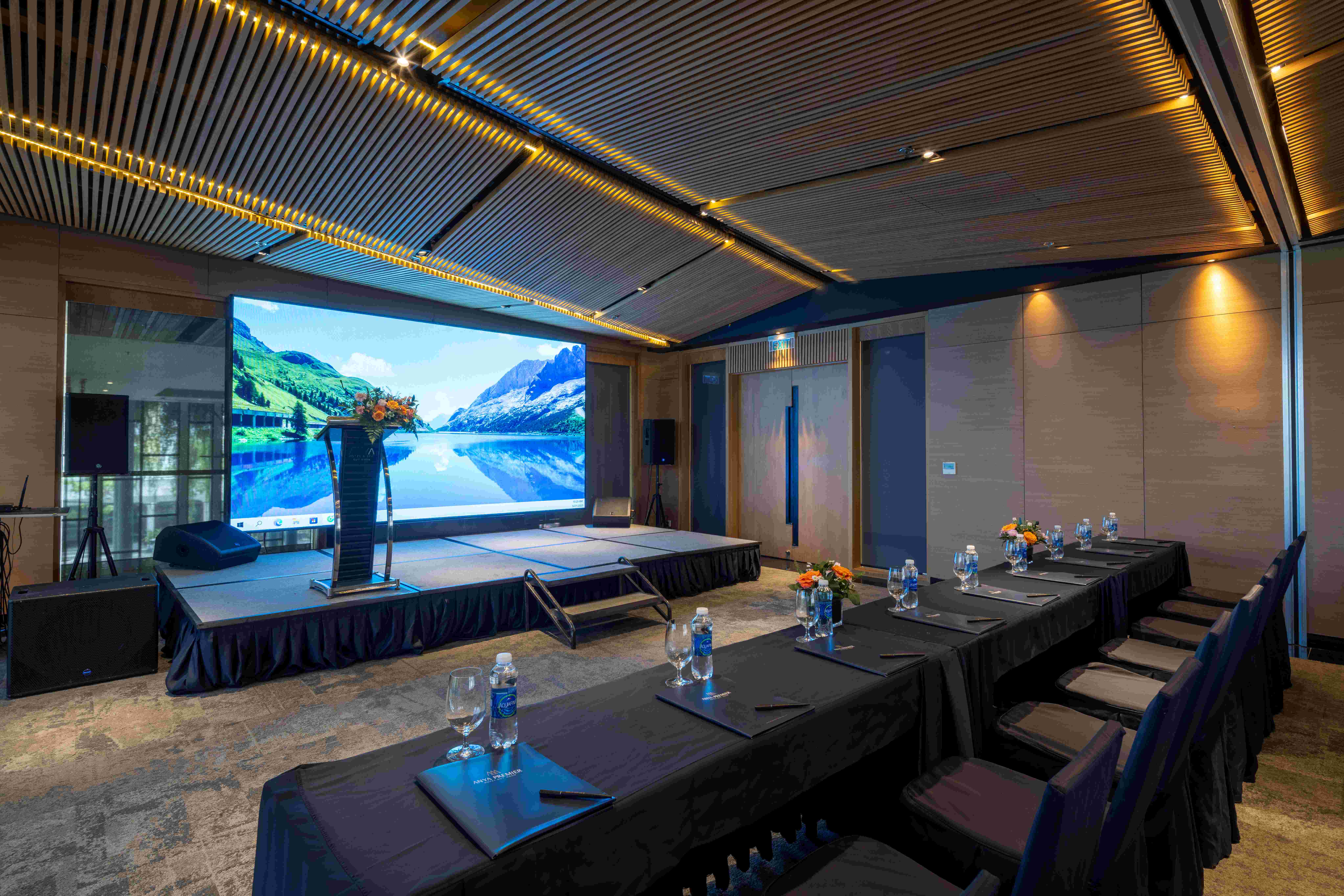 Anya Premier Beachfront Hotel Quy Nhon