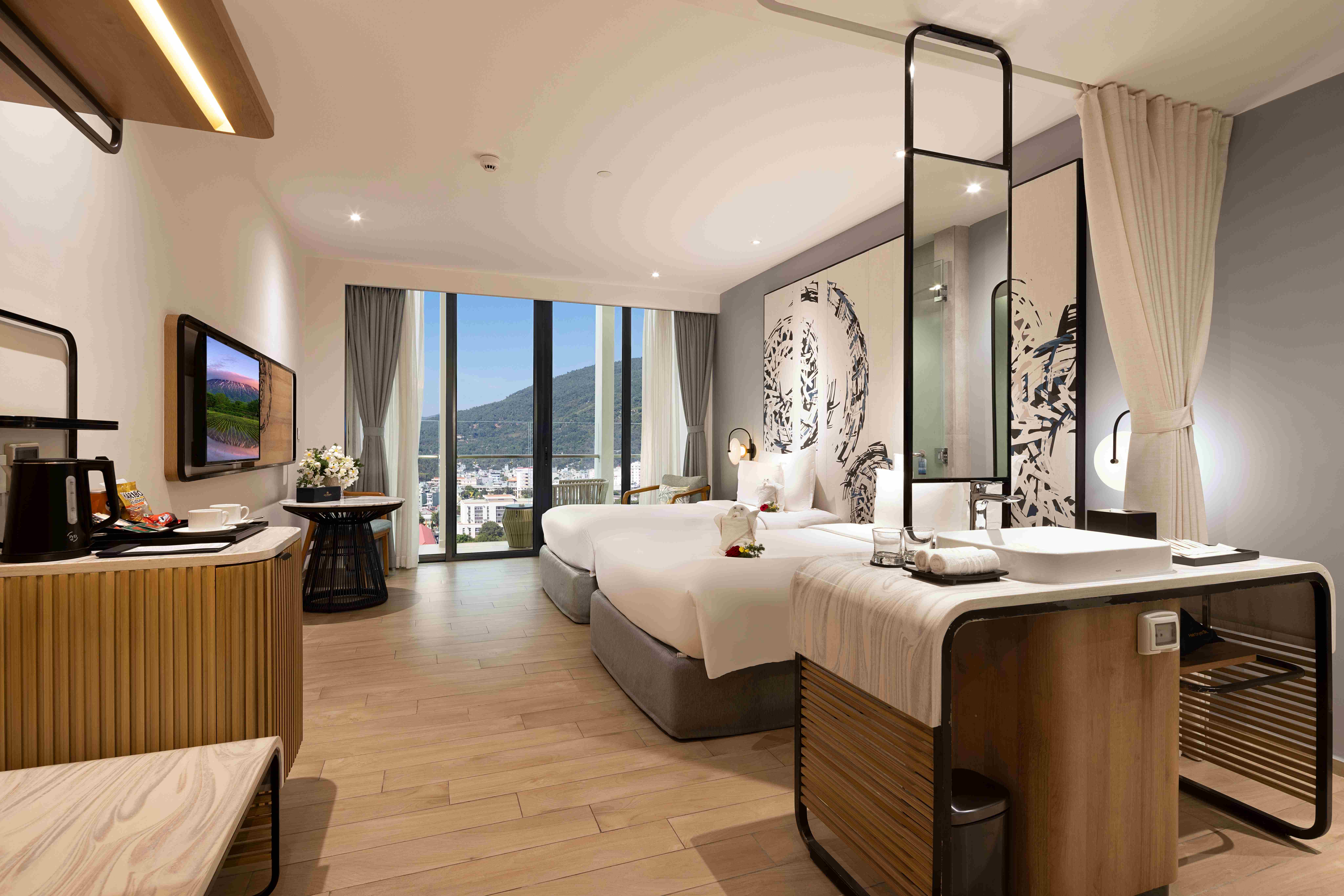 PREMIER PARTIAL OCEAN VIEW TWIN