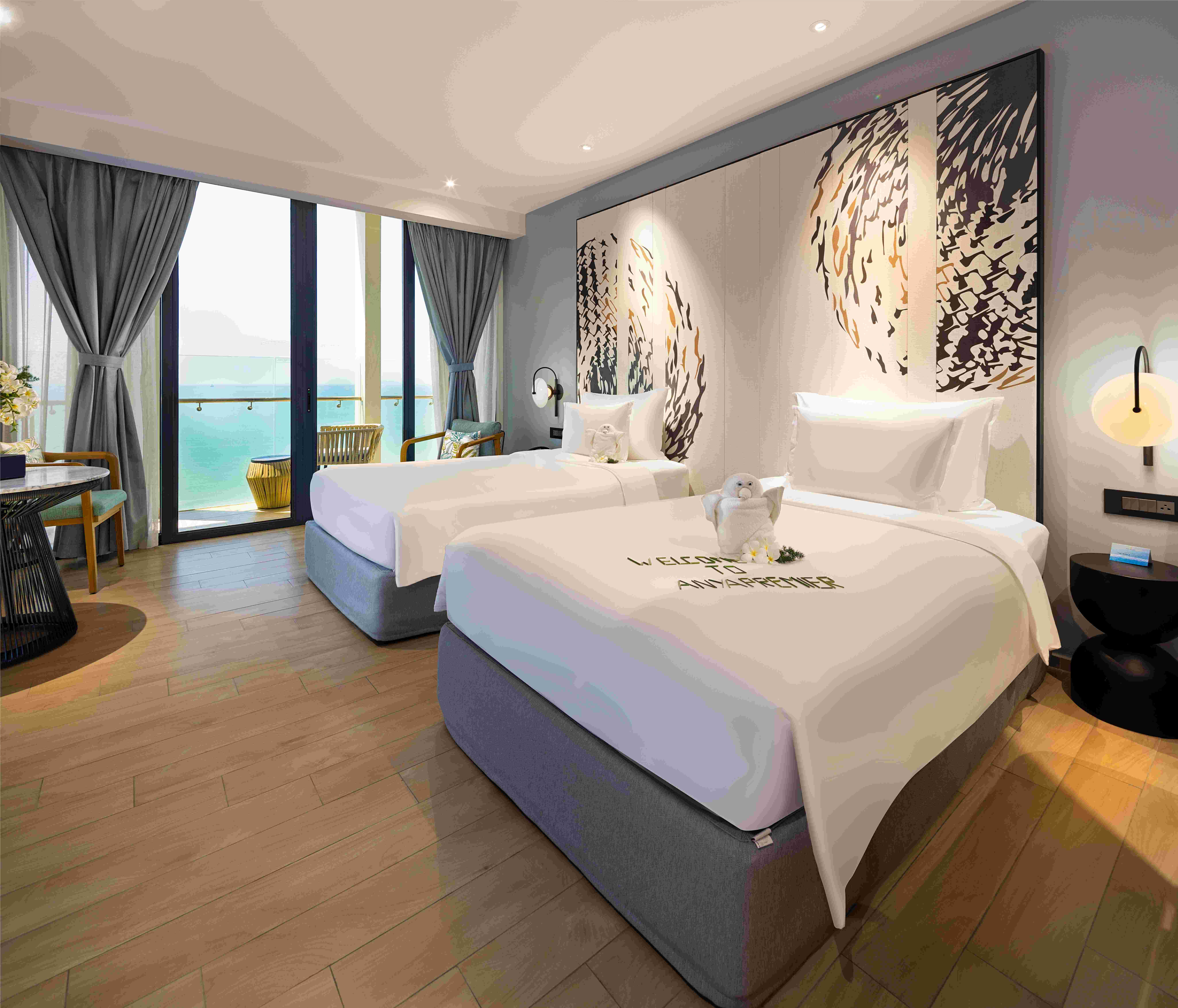 PREMIER DELUXE OCEAN VIEW TWIN