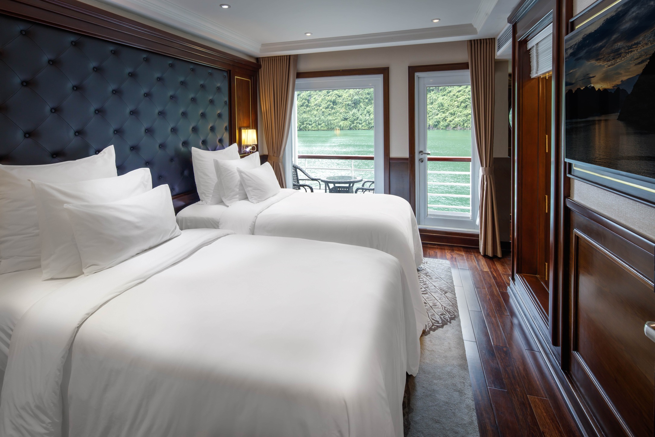 Paradise Elegance Cruise Halong