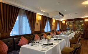 Paradise Elegance Cruise Halong