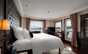 Paradise Elegance Cruise Halong