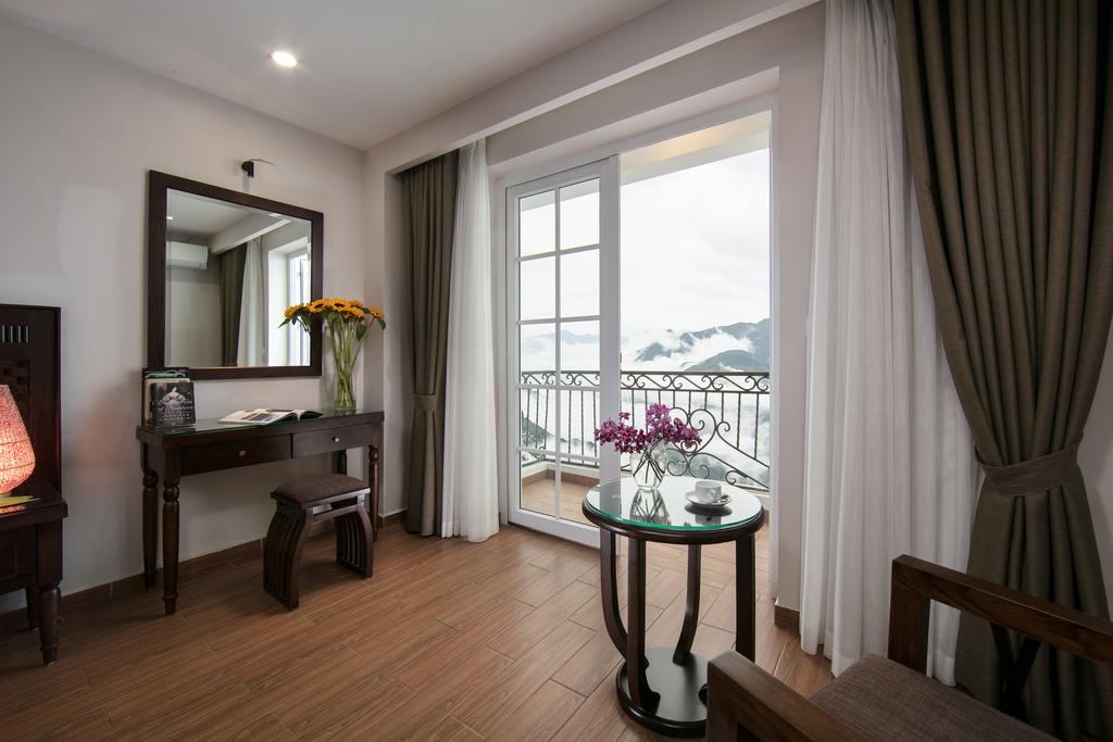 Azure Sapa Hotel