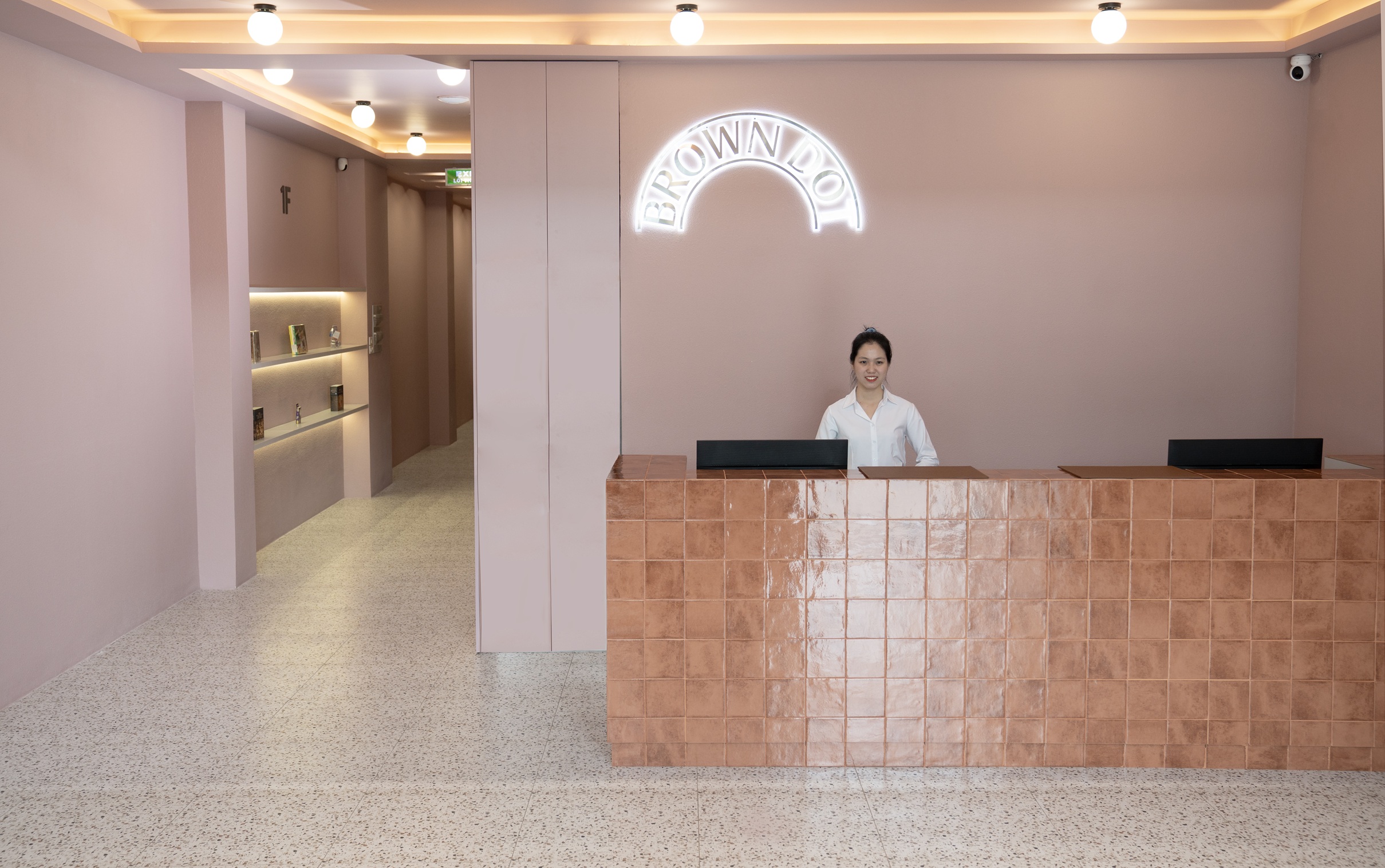 Brown Dot Hotel Saigon