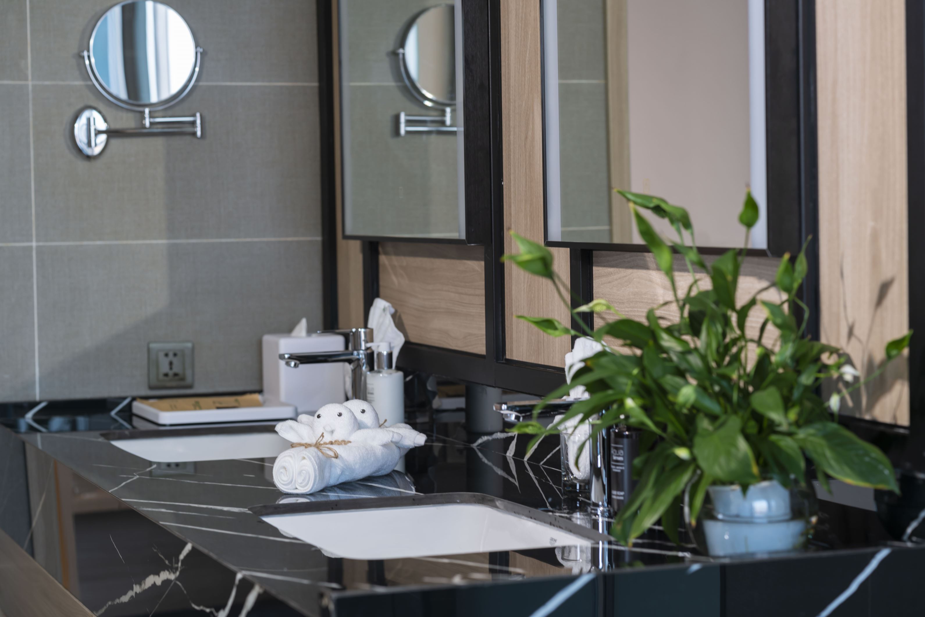 Wyndham Garden Legend Halong Wyndham Garden Legend Halong