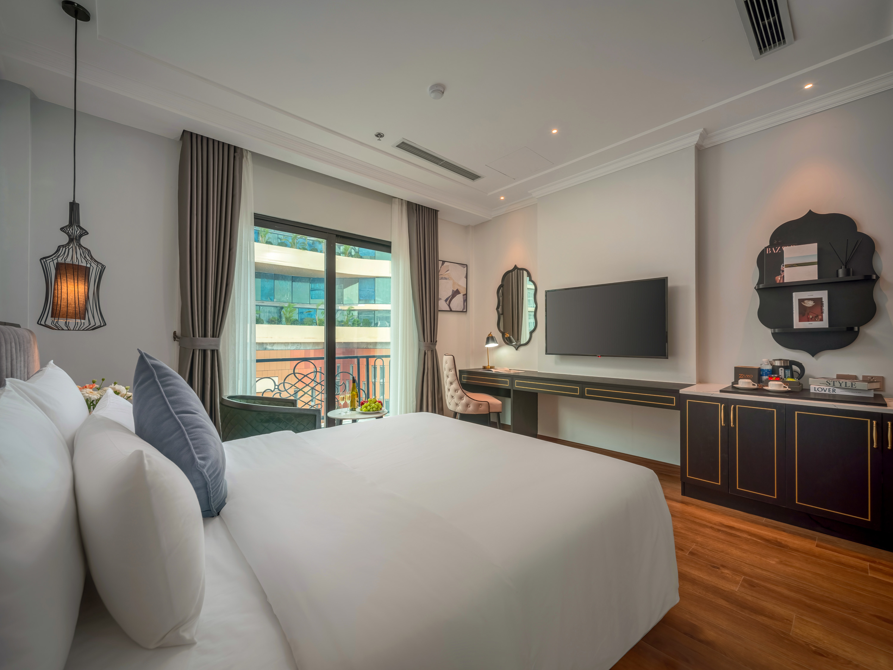 22Land Cloud Hotel Room Type - Suite Balcony