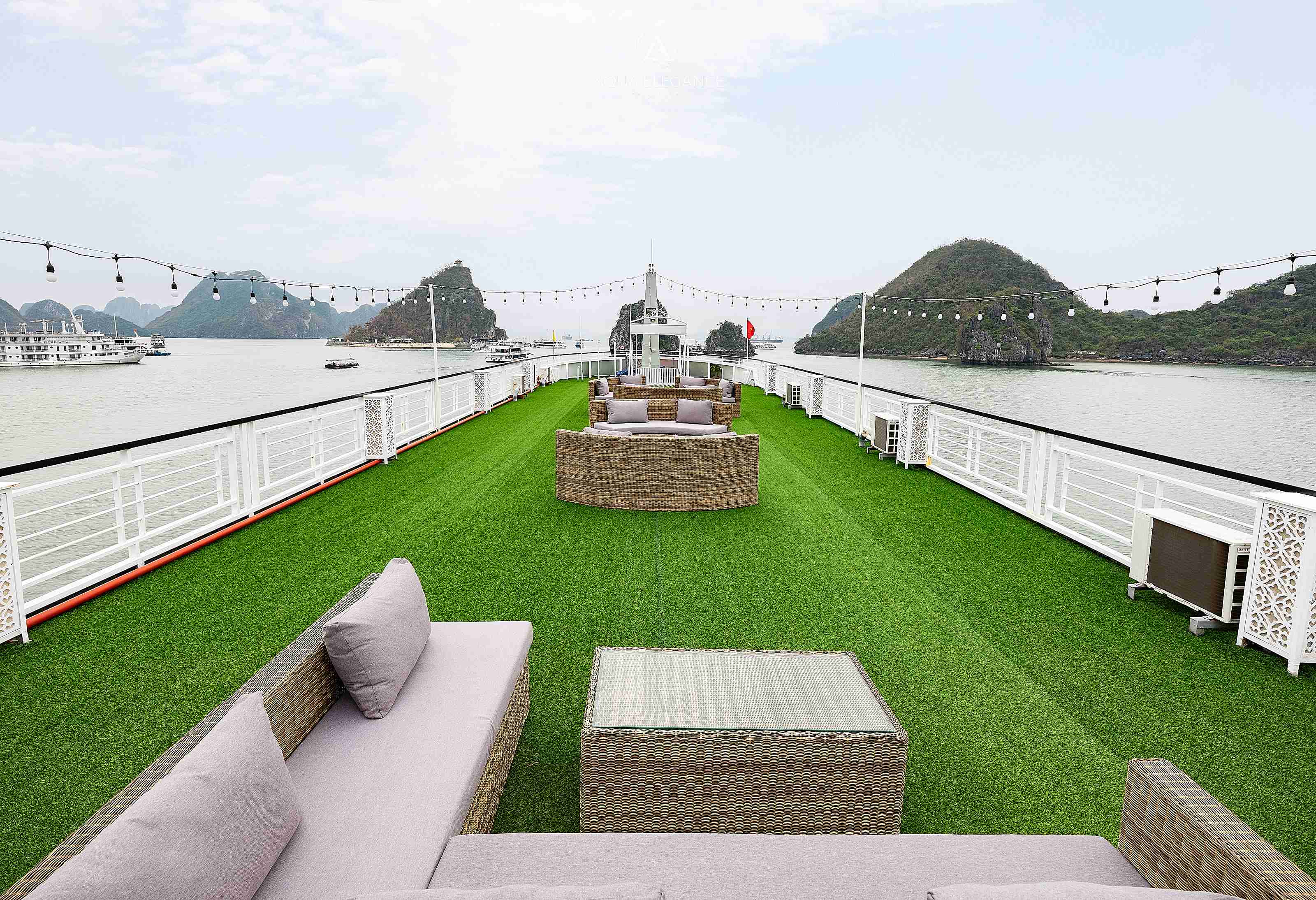 Aqua Elegance Cruise