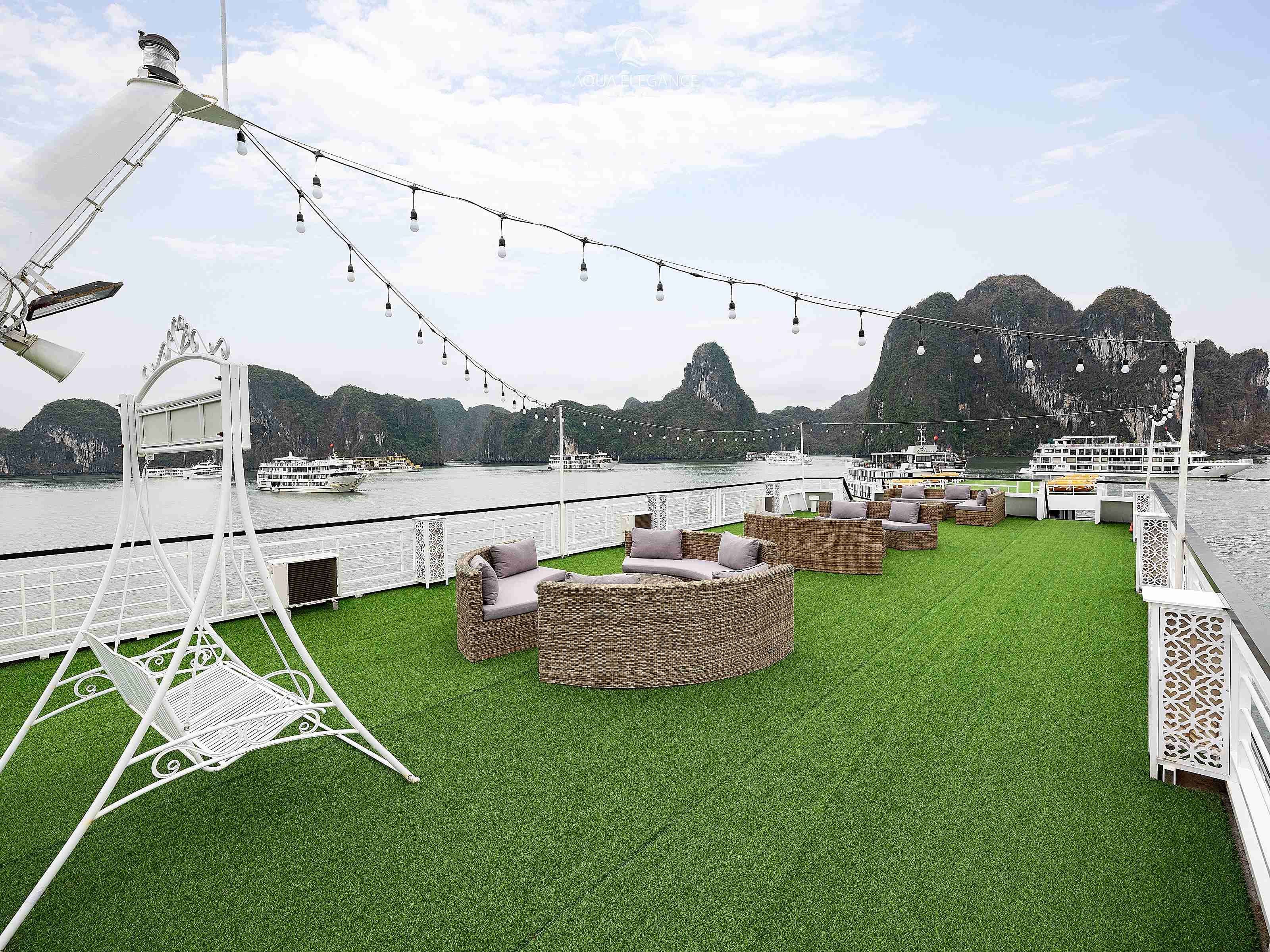 Aqua Elegance Cruise