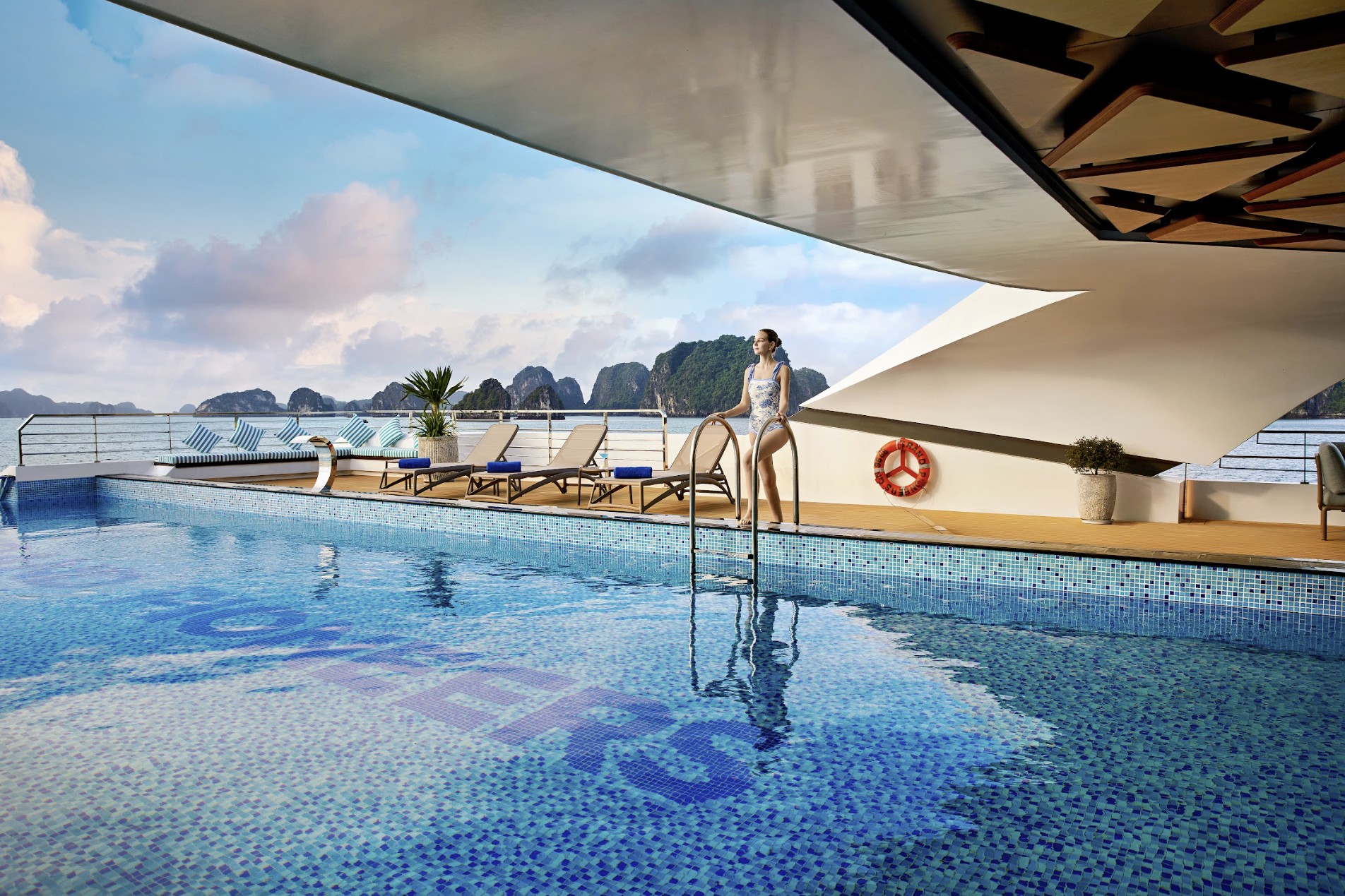 Grand Pioneers Halong Bay Cruise 2