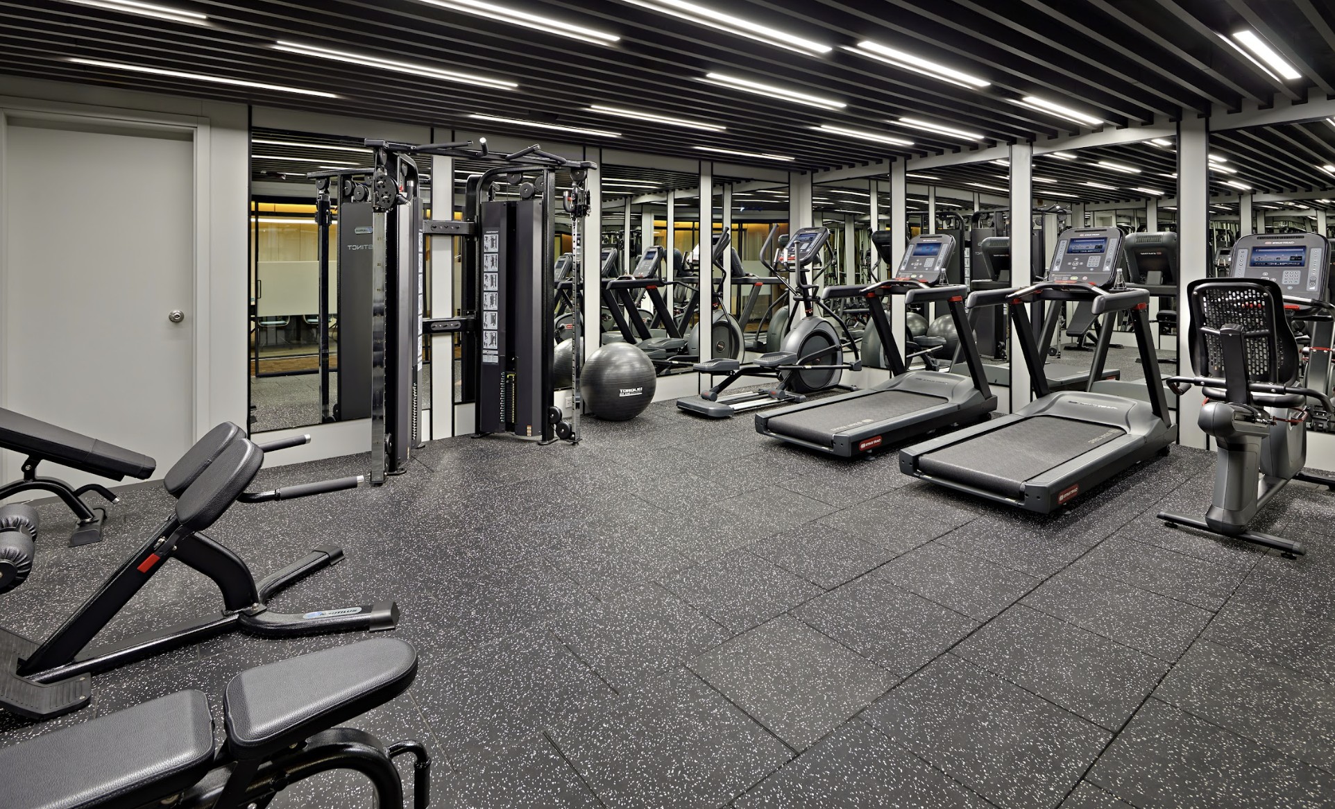 Grand Pioneers Halong Bay Cruise 2