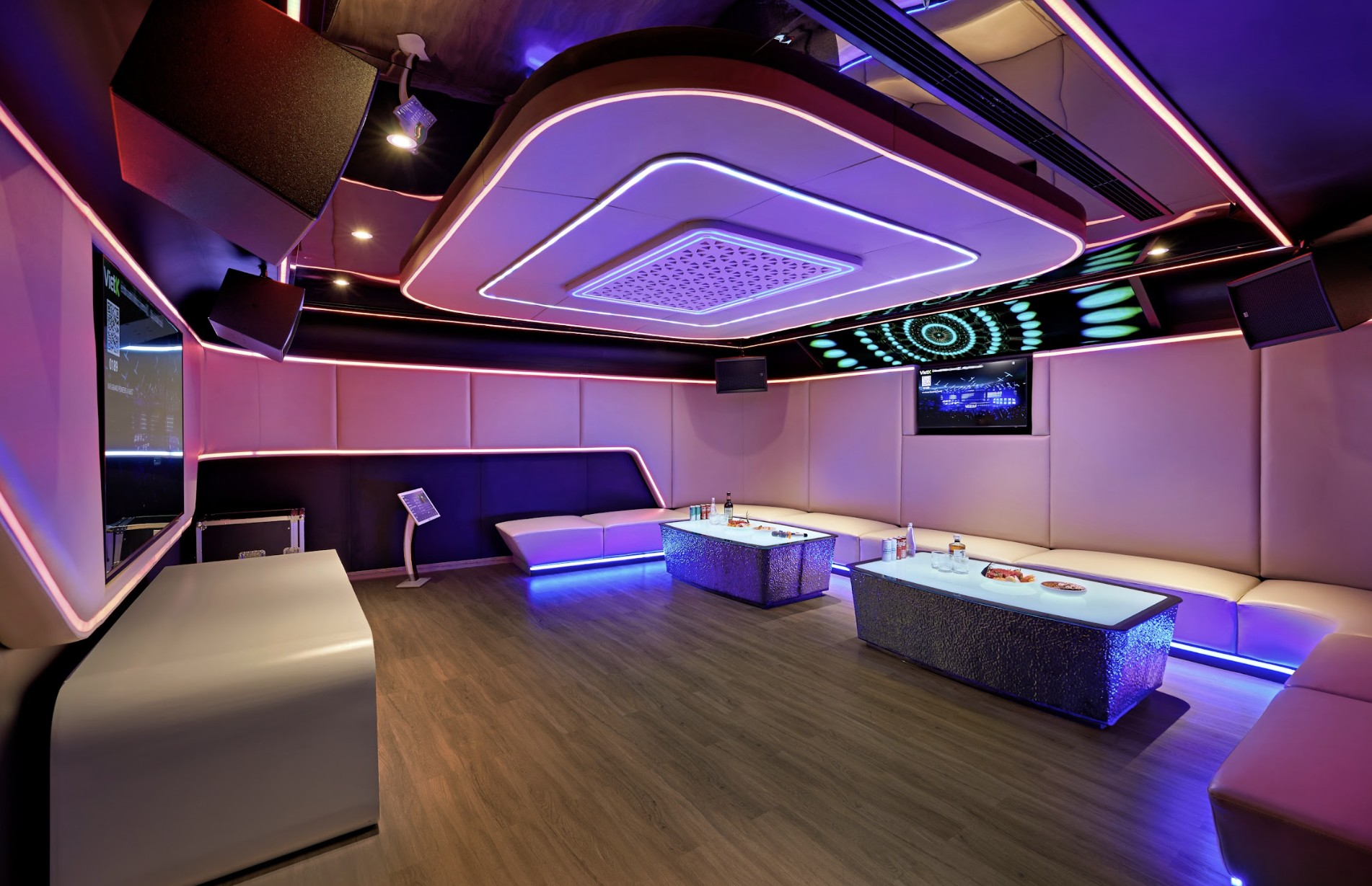 Grand Pioneers Halong Bay Cruise 2