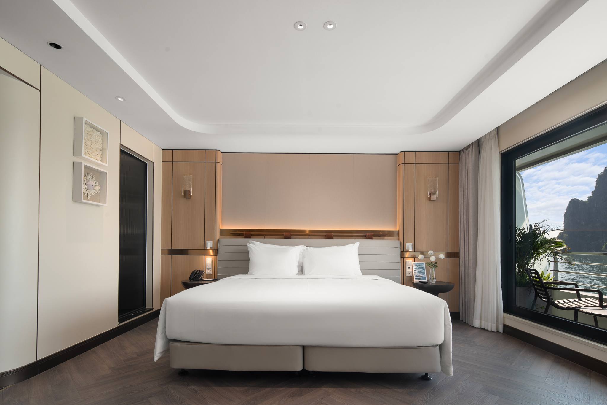 Grand Pioneers Halong Bay Cruise 1