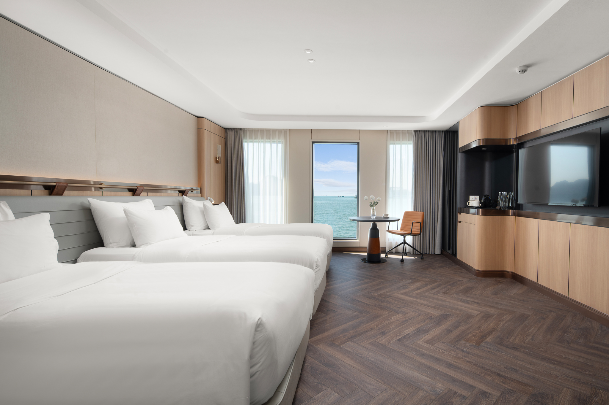 Grand Pioneers Halong Bay Cruise 1