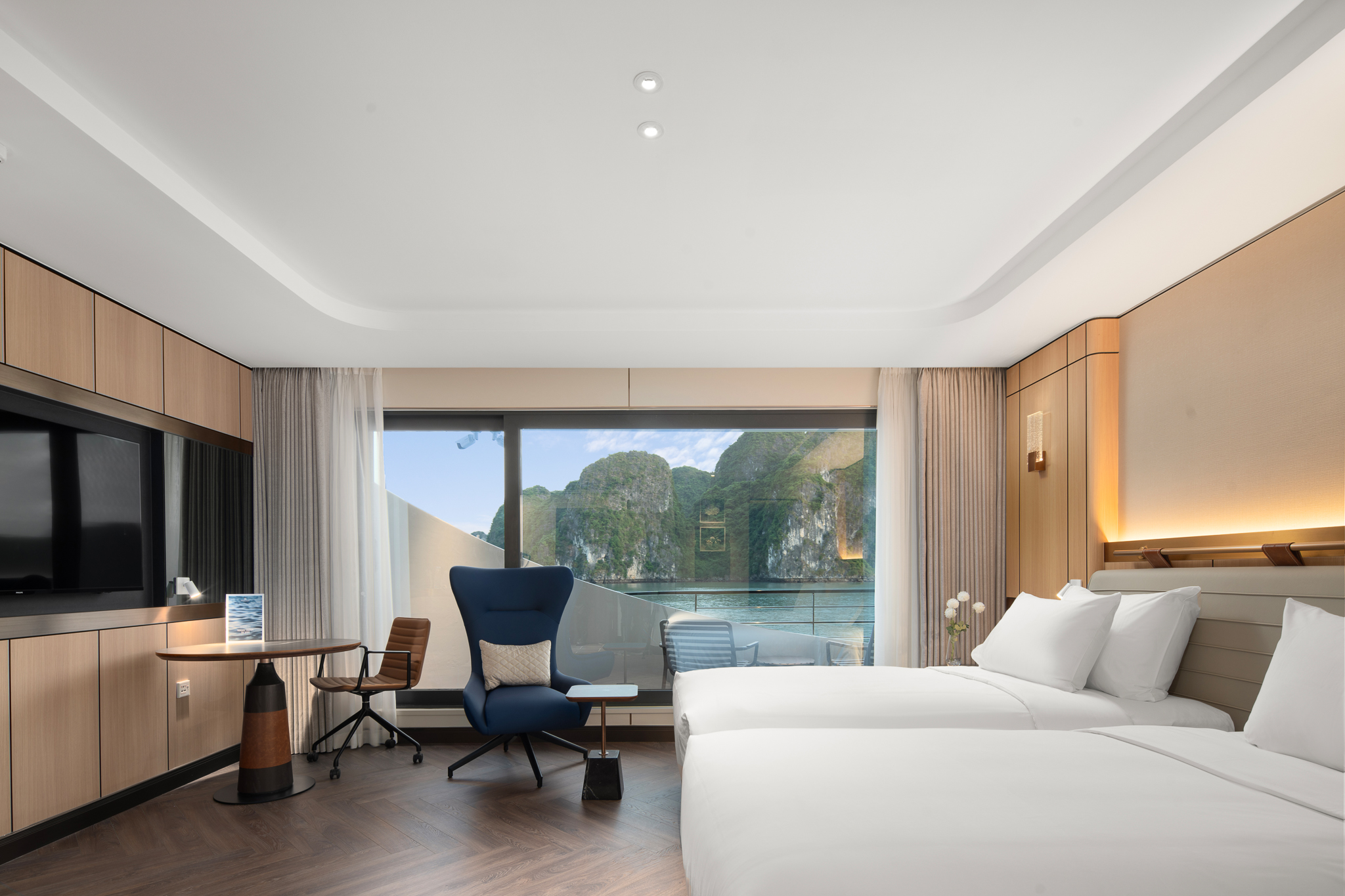 Grand Pioneers Halong Bay Cruise 1