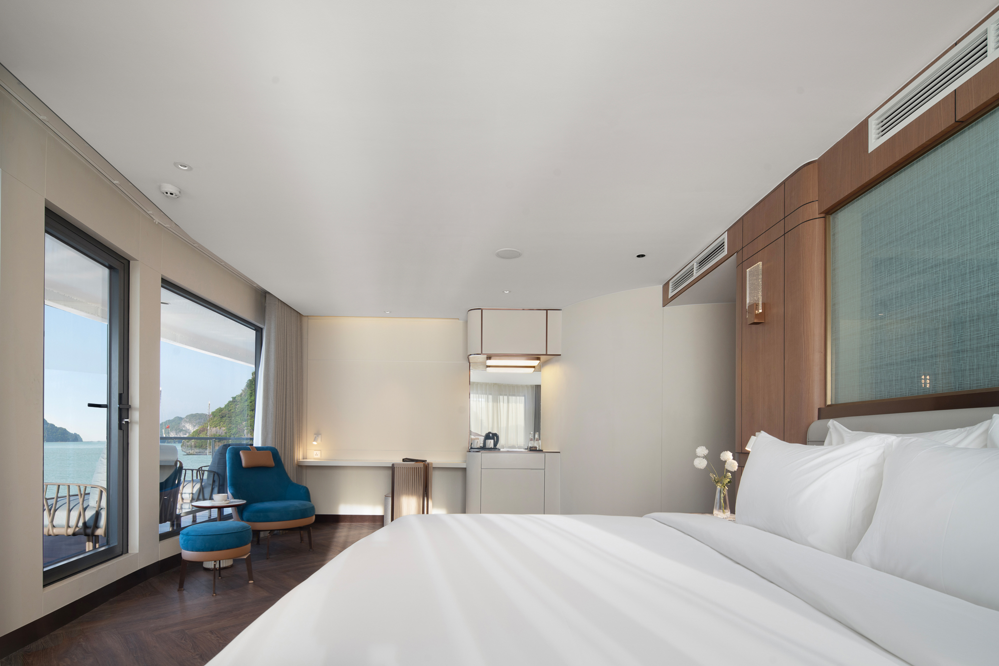 Grand Pioneers Halong Bay Cruise 1