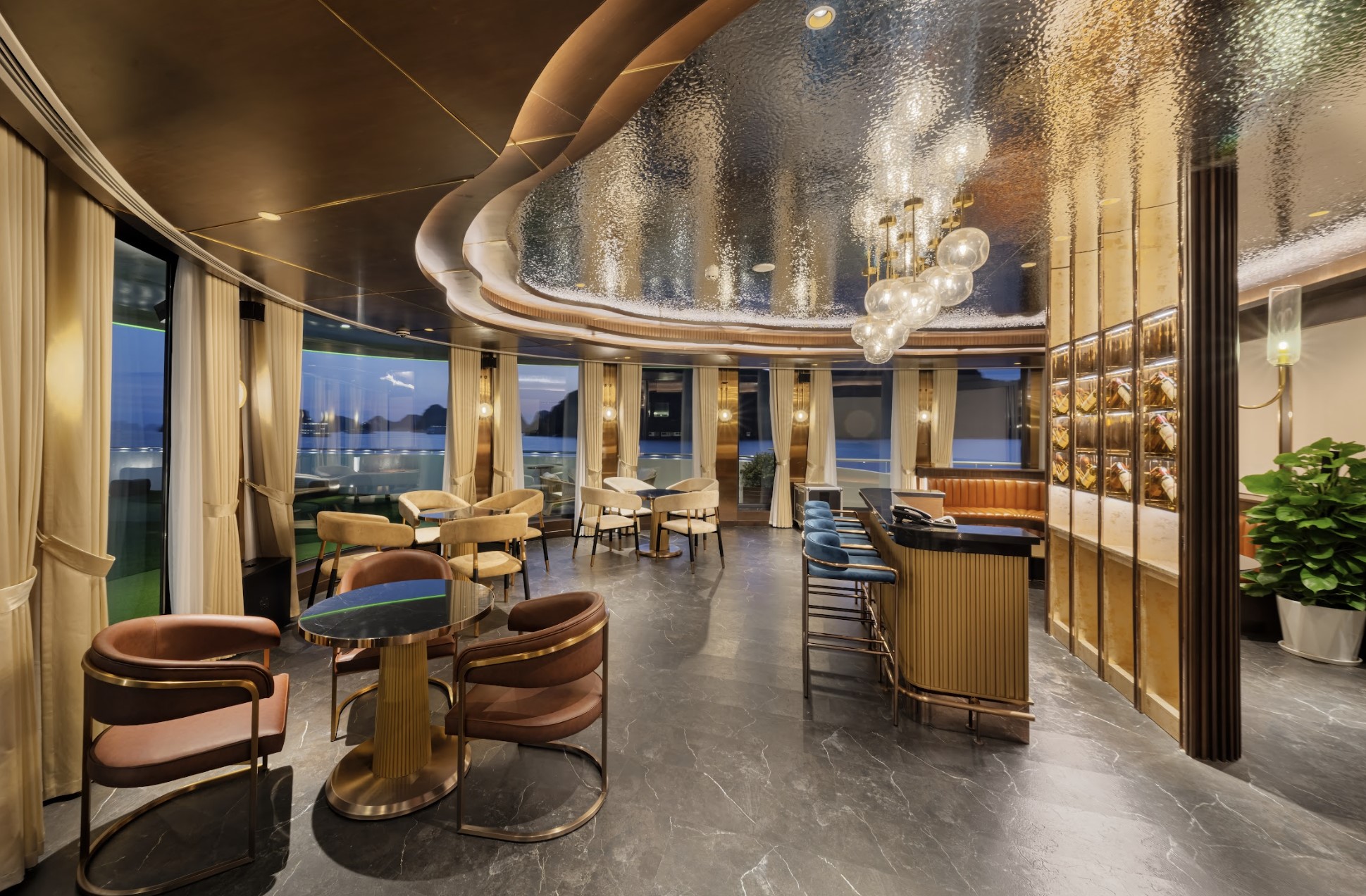 Sea Stars Cruise Ha Long